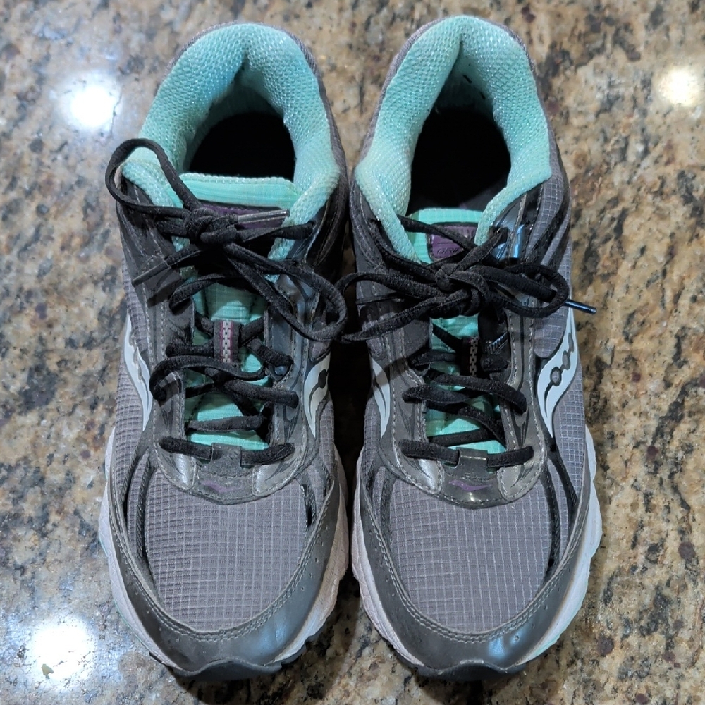 Saucony Women's Athletic Shoes in Gray and Mint